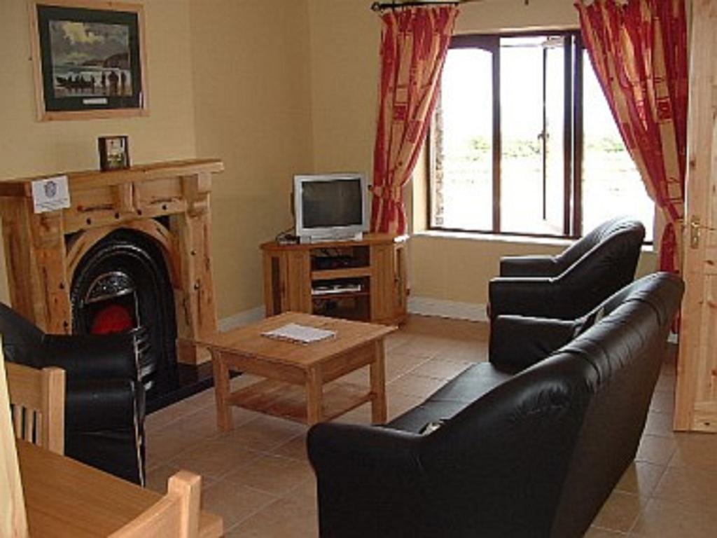 Tralee Bay Holiday Village Castlegregory Room photo