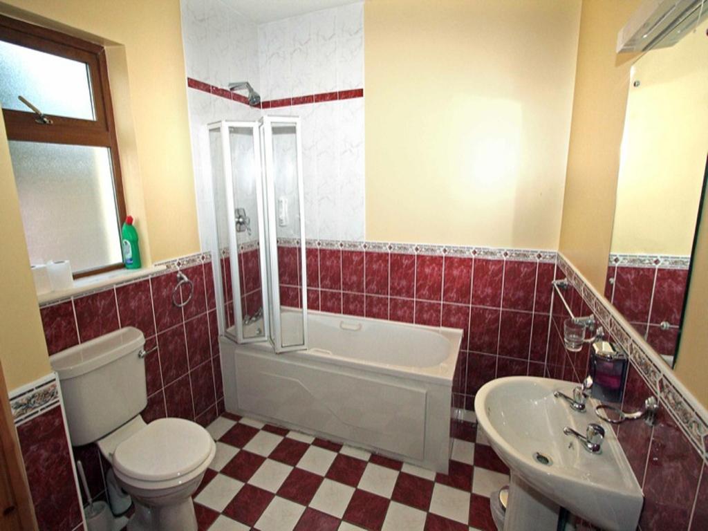 Tralee Bay Holiday Village Castlegregory Room photo