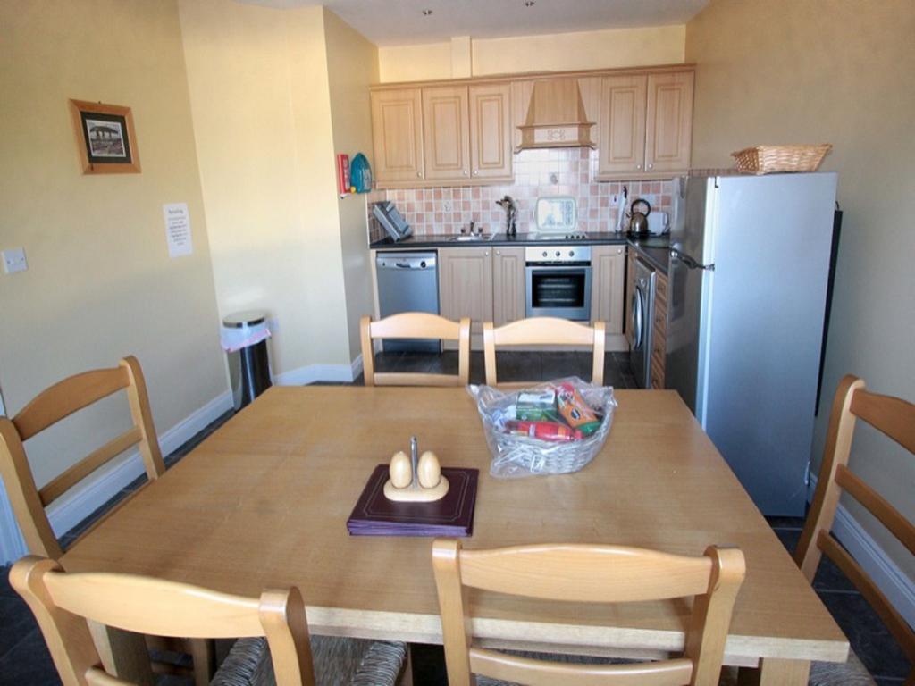 Tralee Bay Holiday Village Castlegregory Room photo