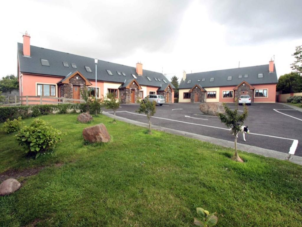 Tralee Bay Holiday Village Castlegregory Exterior photo