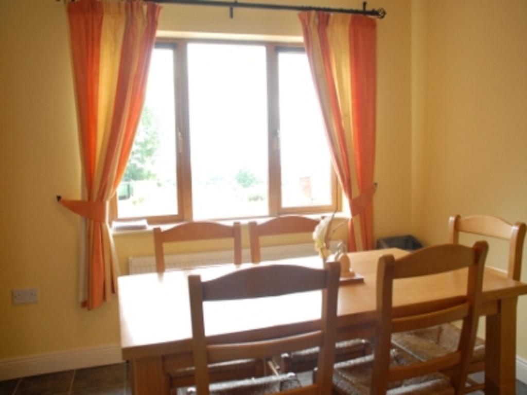 Tralee Bay Holiday Village Castlegregory Room photo